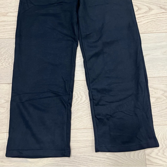 ALO Yoga Unisex Black Quarter-Zip Hoodie and Jogger Set - Picture 13 of 14